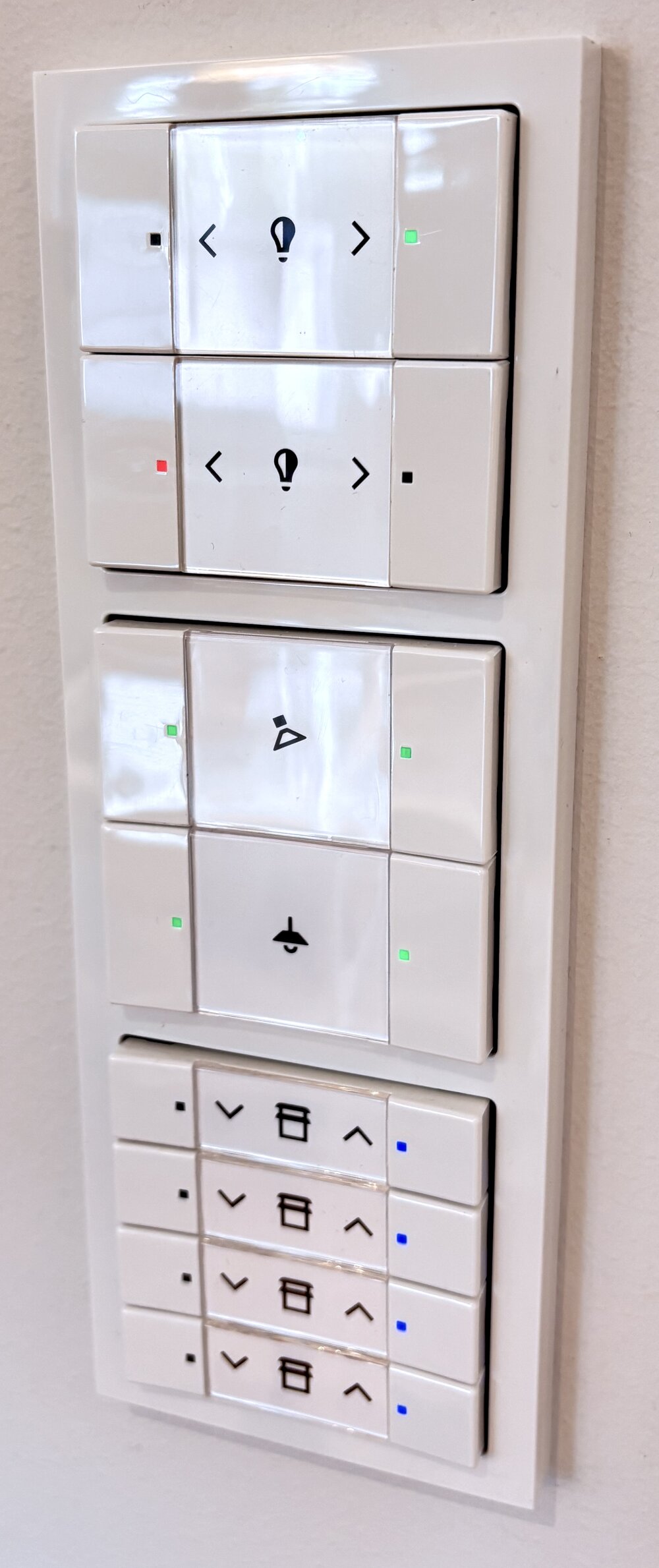 KNX Komponenten und Installation
